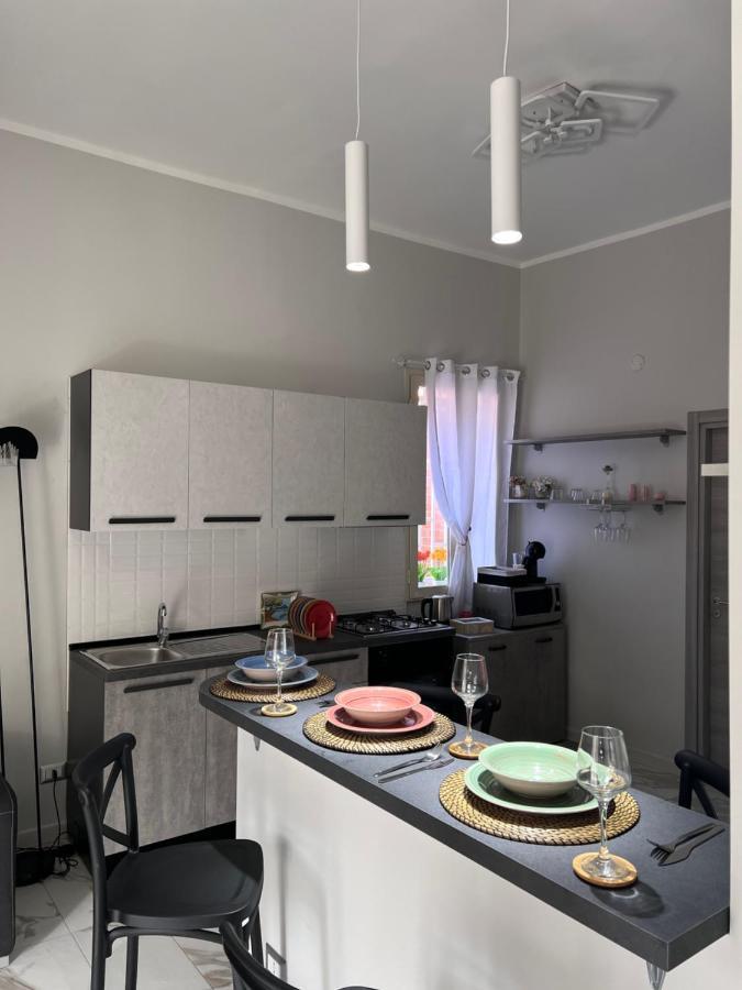 Appartamento La Casa Di Ale 69 Napoli Esterno foto