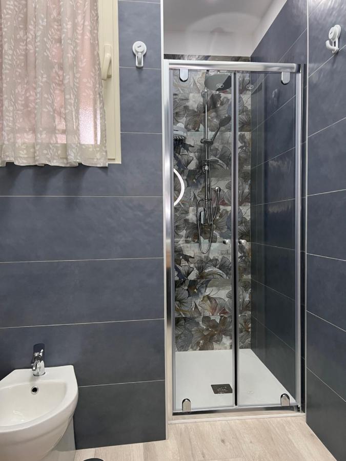 Appartamento La Casa Di Ale 69 Napoli Esterno foto